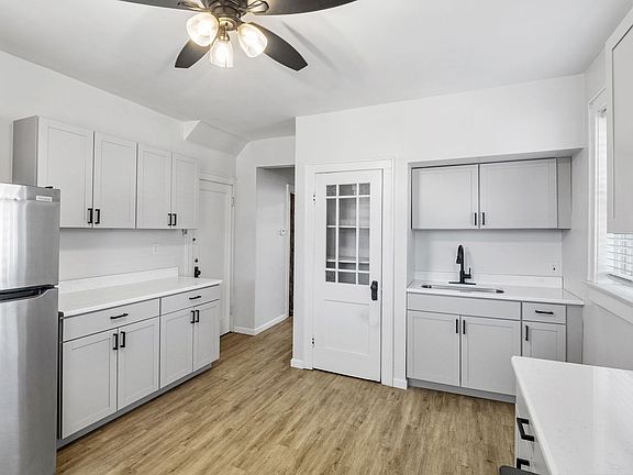 3rd image of 4763-4765 Goethe Ave #1F