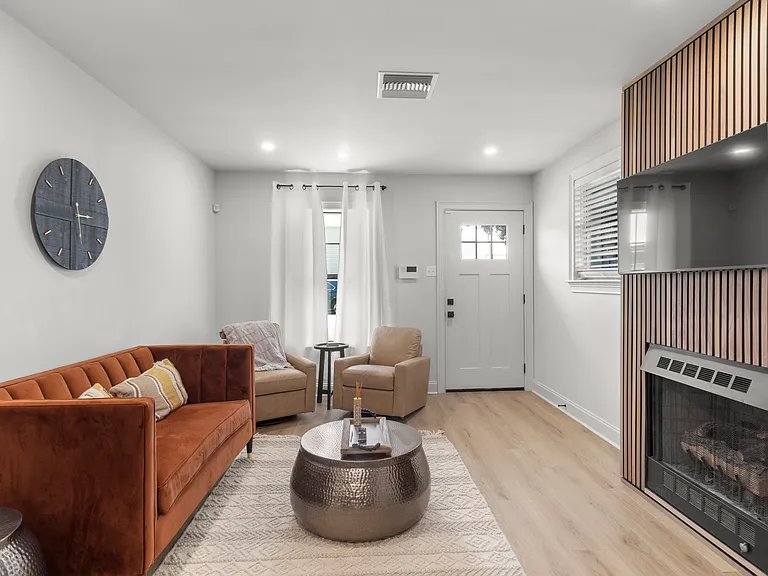 220 Brooklyn Ave #220 — Photo 6