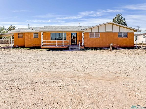 319 W Dakota Ave, Jal, NM 88252