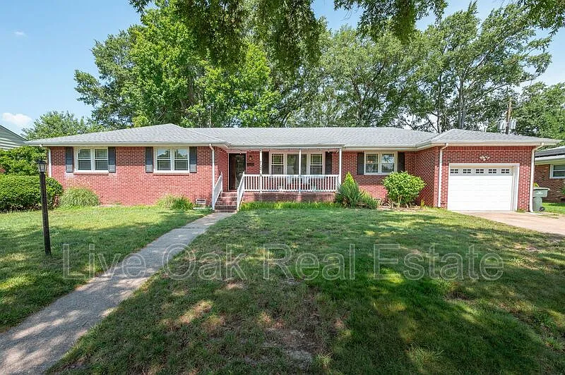 2418 Heutte Dr