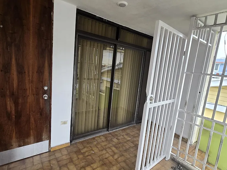 107 Nunez Romeau — Photo 2