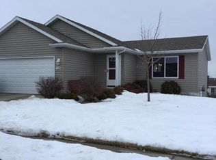 5232 Kingsbury Pl NW, Rochester, MN 55901