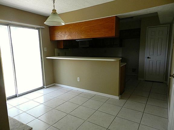 5th image of 7535 Pine Hollow Dr