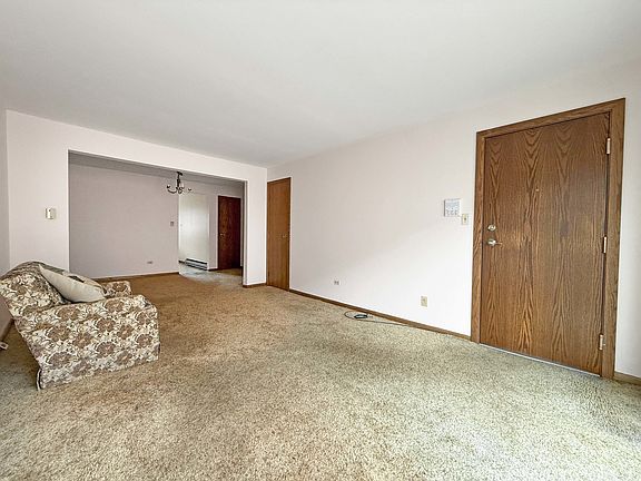 5th image of 5824 S Archer Ave APT 2B