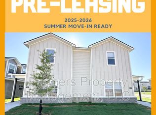 954 S Benchmark Ln #1, Fayetteville, AR 72704