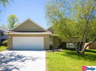 3109 Mirror Cir, Bellevue, NE 68123