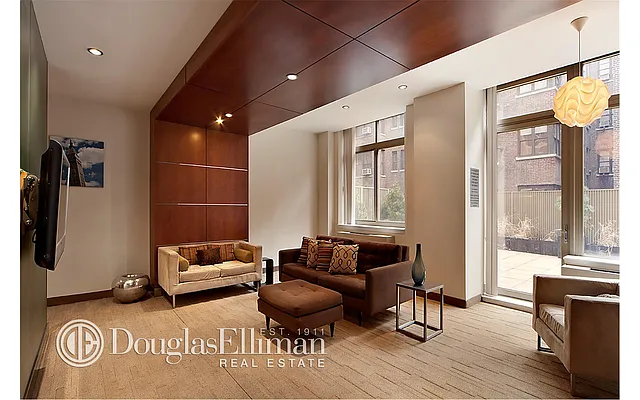 Rented by Douglas Elliman | media 24