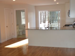 1390 Main St, Tewksbury, MA 01876