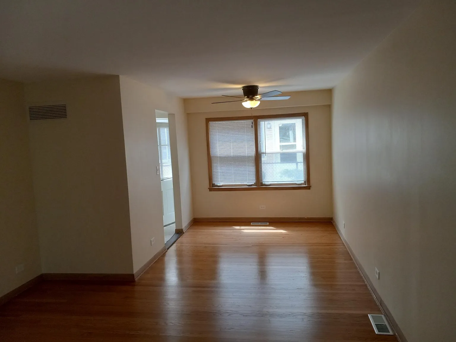 366 Park Ave. — Photo 3