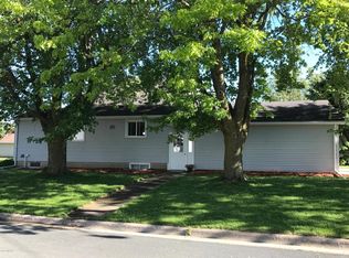 116 1st Ave SW, Grand Meadow, MN 55936