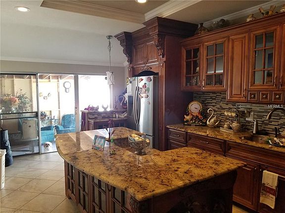 5th image of 8580 Briar Grove Cir