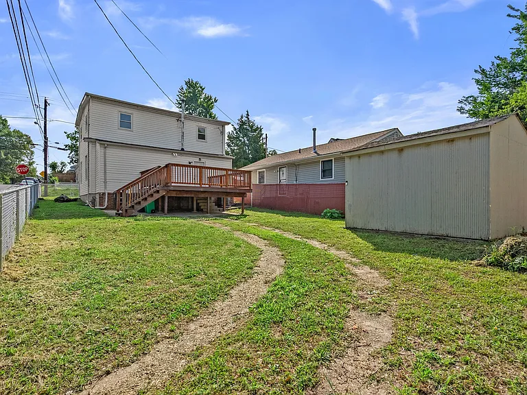 138 Maryland Park Dr — Photo 38
