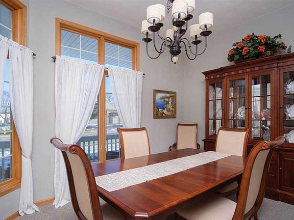 5th image of 6027 Highland Meadows Dr