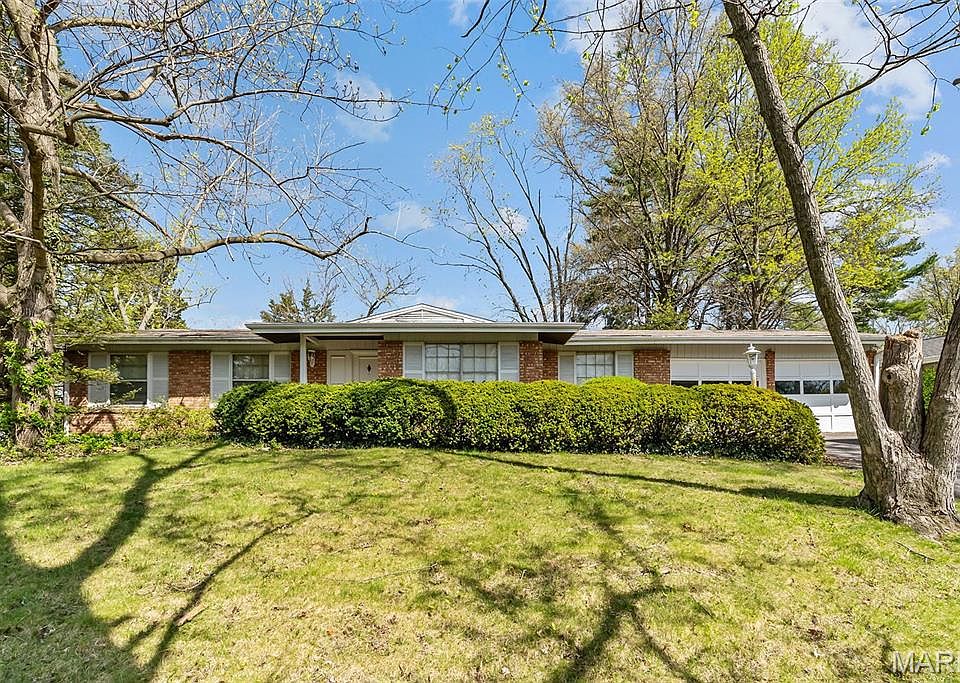 1st image of 12123 Land O Lakes Dr