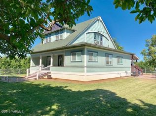 341 Heikle Rd, Wapato, WA 98951