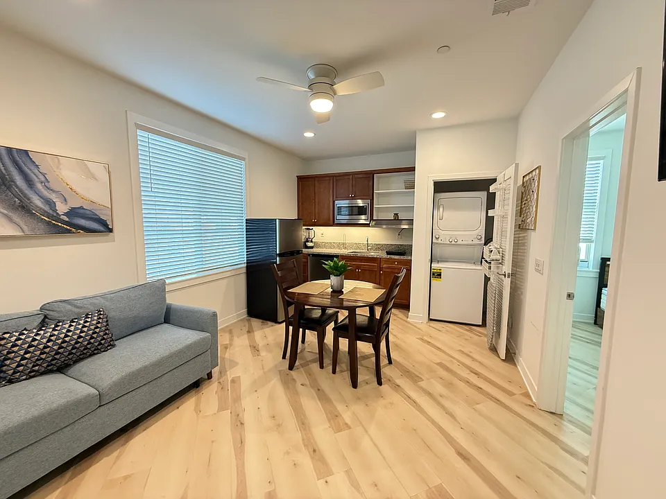 29373 Laredo Cir