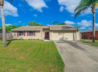 6114 37th Ave W, Bradenton, FL 34209
