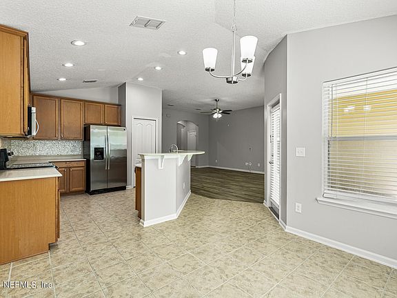 3rd image of 720 PORTO CRISTO Avenue