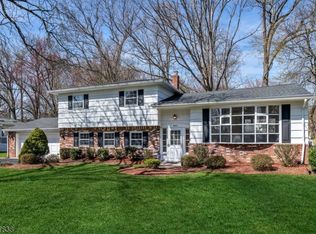 983 Allison Ct, Ridgewood, NJ 07450