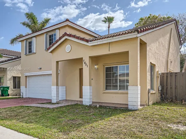 7451 SW 157th Ct, Miami, FL 33193