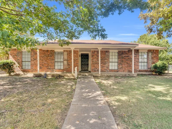 4622 Chalk Ct, Grand Prairie, TX 75052