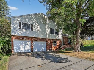 203 Sumner Ave, South Abington Township, PA 18411