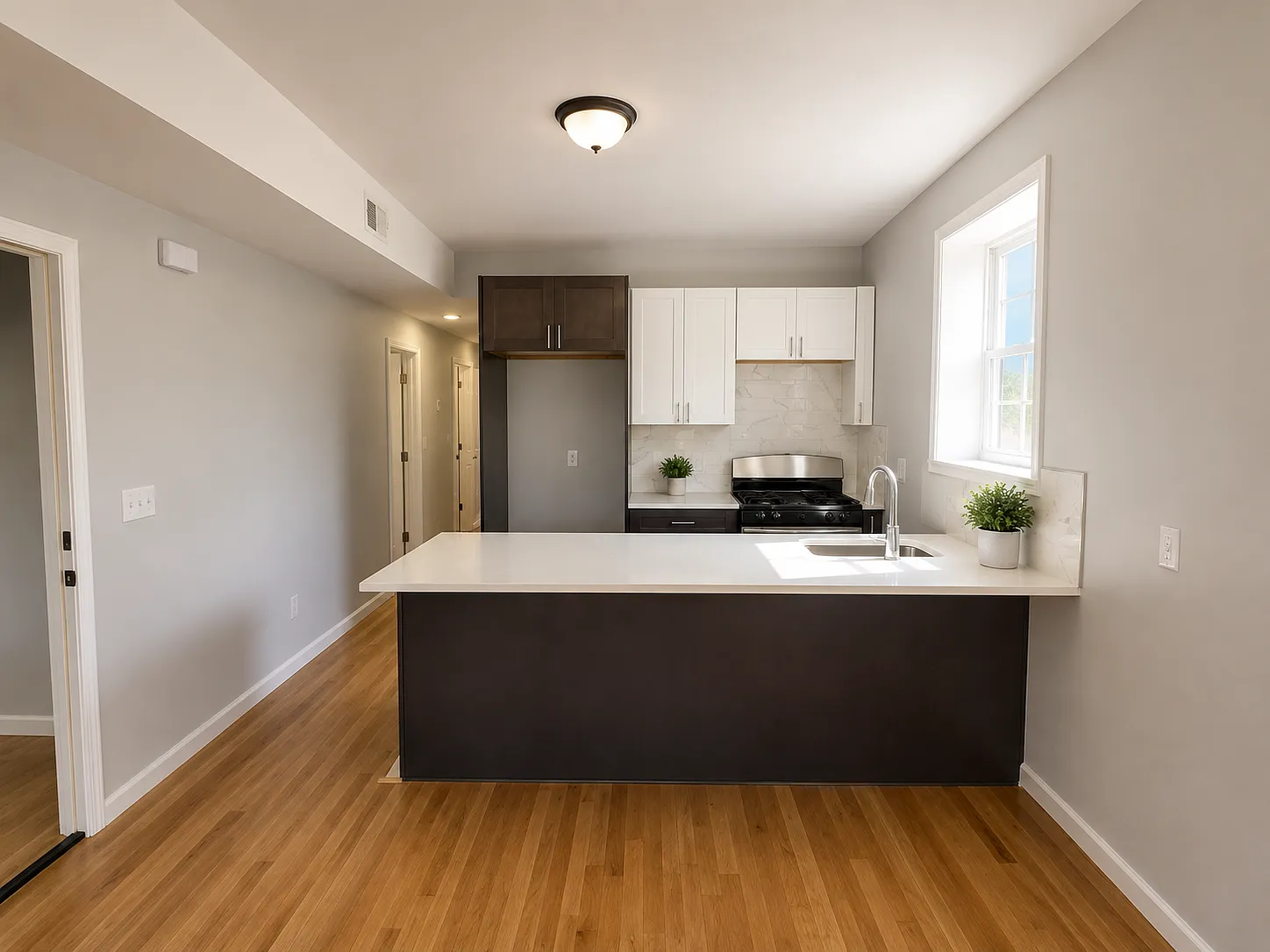4 bed, 950 sqft, $2,200 — Photo 1