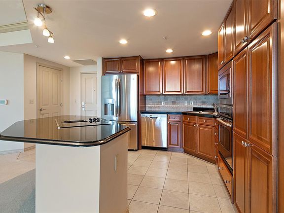 4th image of 8100 E Union Ave Unit 1410