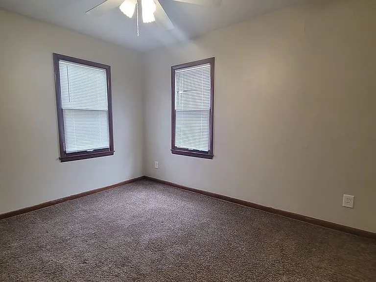 6003 P St — Photo 8