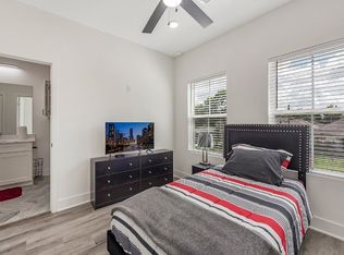 8328 Corinth St #B, Houston, TX 77051
