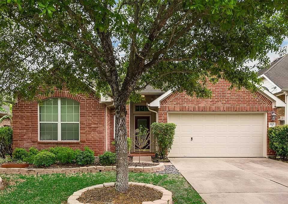 1st image of 2905 Fountain Brook Ct