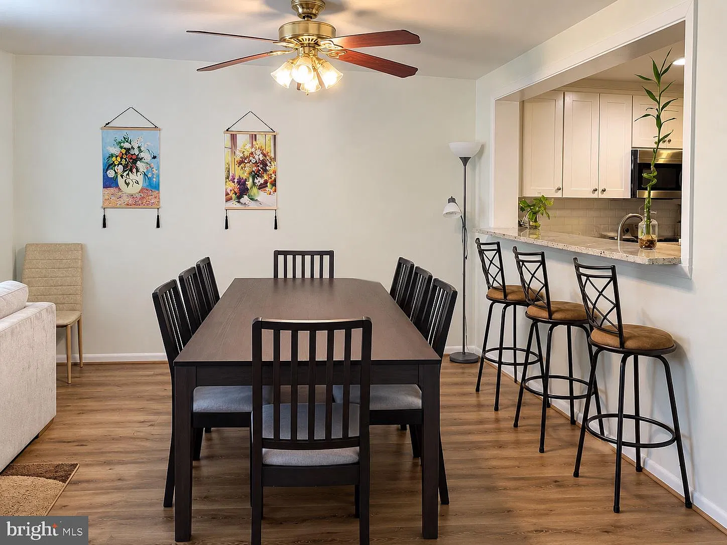 3 bed, 2.5 bath, 1426 sqft, $3,900 — Photo 2