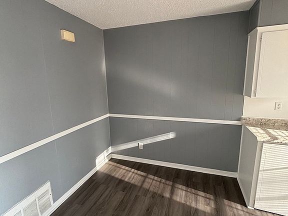 3rd image of 908 Adams Ave #204
