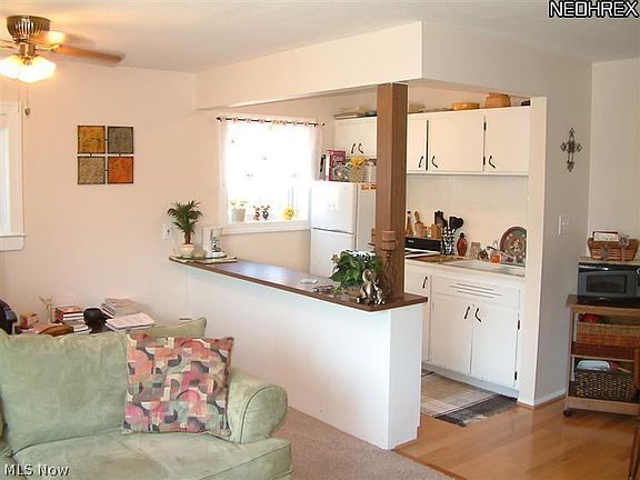4th image of 1675 Woodward Ave APT 4
