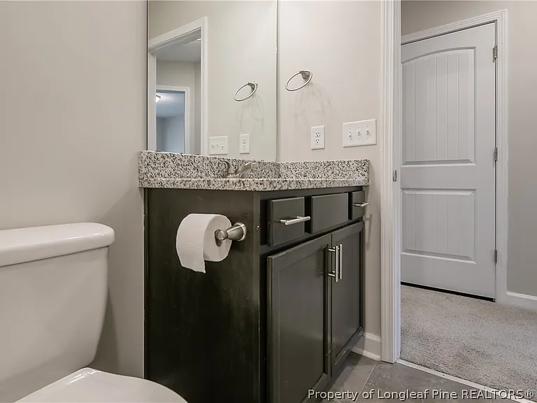 395 Hicks Ave — Photo 33