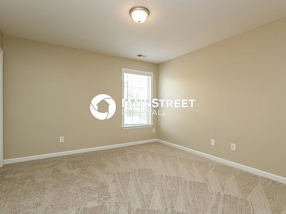 5th image of 1005 Landon Dr