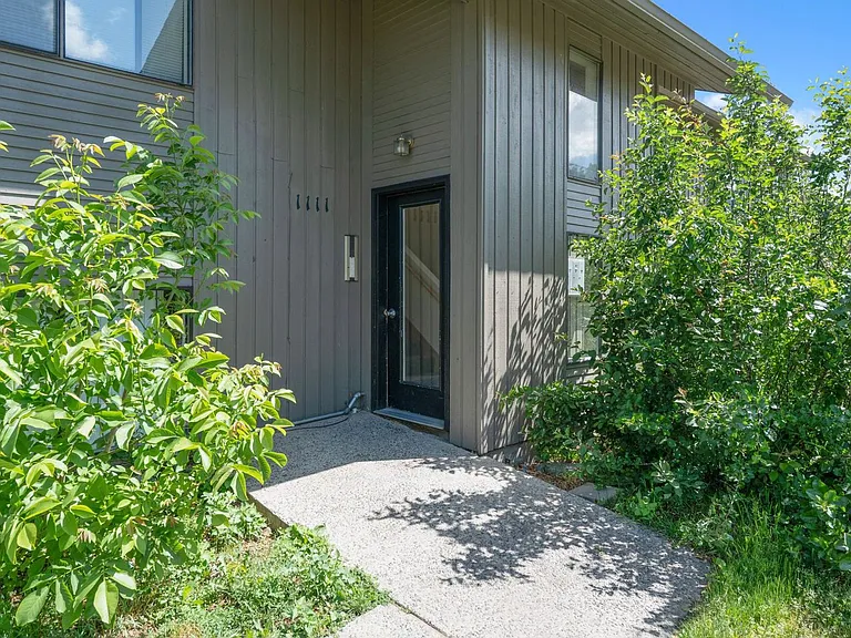 1111 E 8th Ave — Photo 21