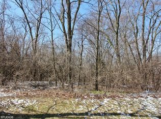 26959 W Lakeview Dr S, Lake Barrington, IL 60084