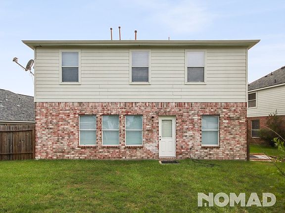 2nd image of 18518 Knob Hill Lake Ln