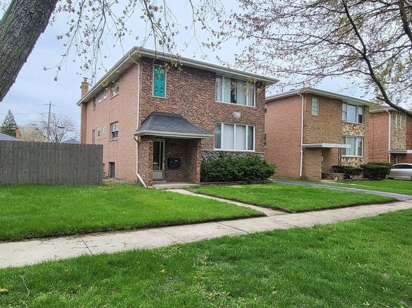 302 Multi-Family Homes & Duplexes for Sale in Chicago