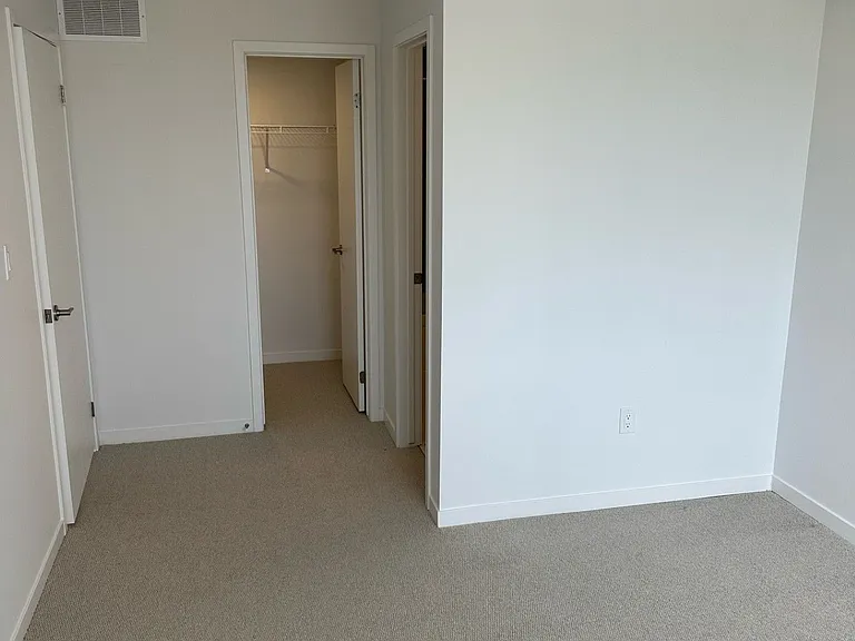 150 Honeycrisp Cres #269 — Photo 10