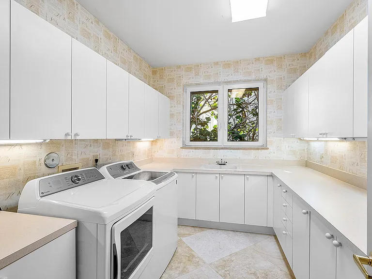 6373 N Ocean Blvd — Photo 23