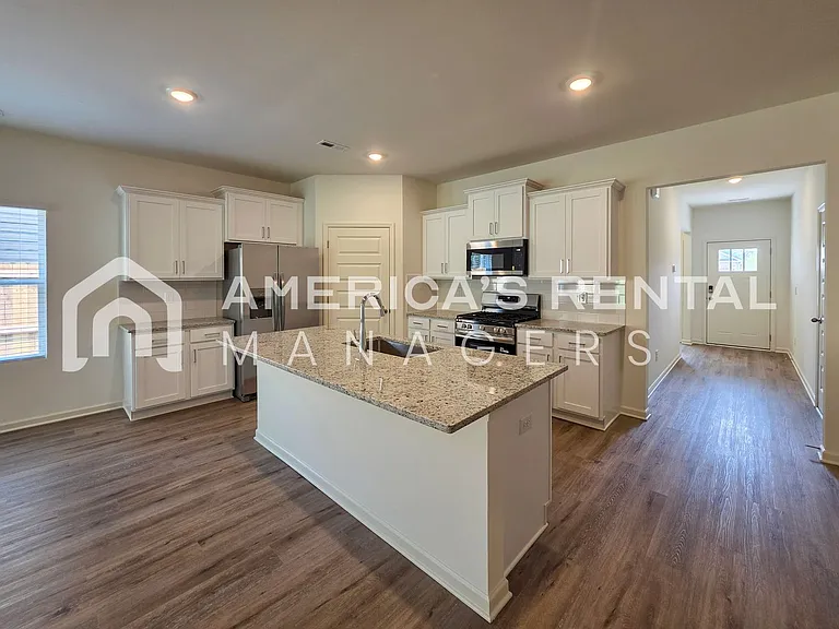 318 Ashland Dr SW — Photo 21