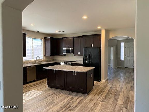 4th image of 2053 E Torrey Pines Pl