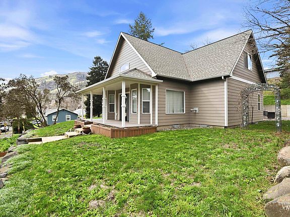 5th image of 301 State St