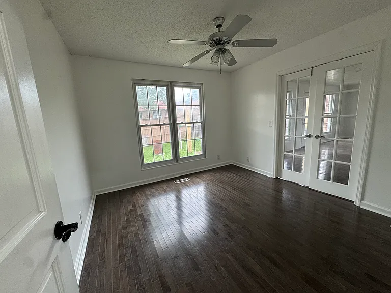 3624 Wood Bridge Dr — Photo 18