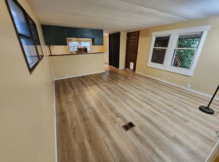 939 S Valley View Rd UNIT 15, Ashland, OR 97520