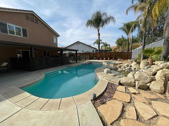 4th image of 23476 Mountain Breeze Dr