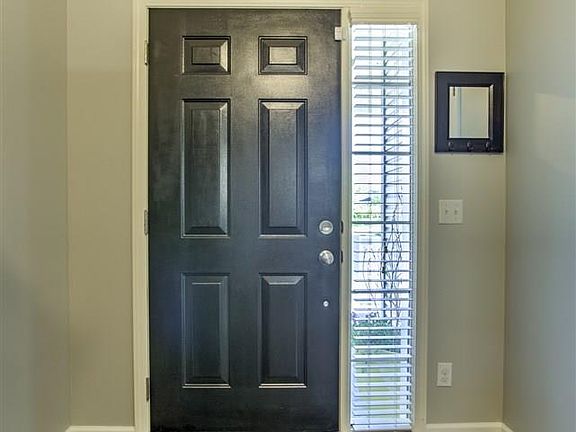2nd image of 20951 Veterans Dr