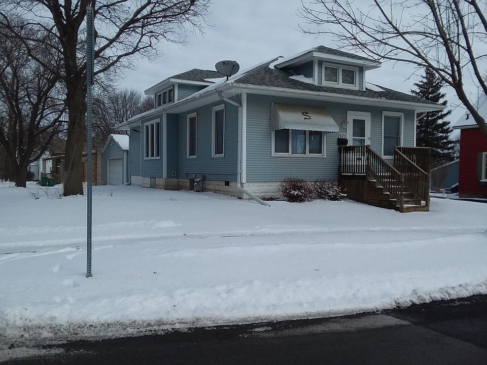 2nd image of 625 Loomis St